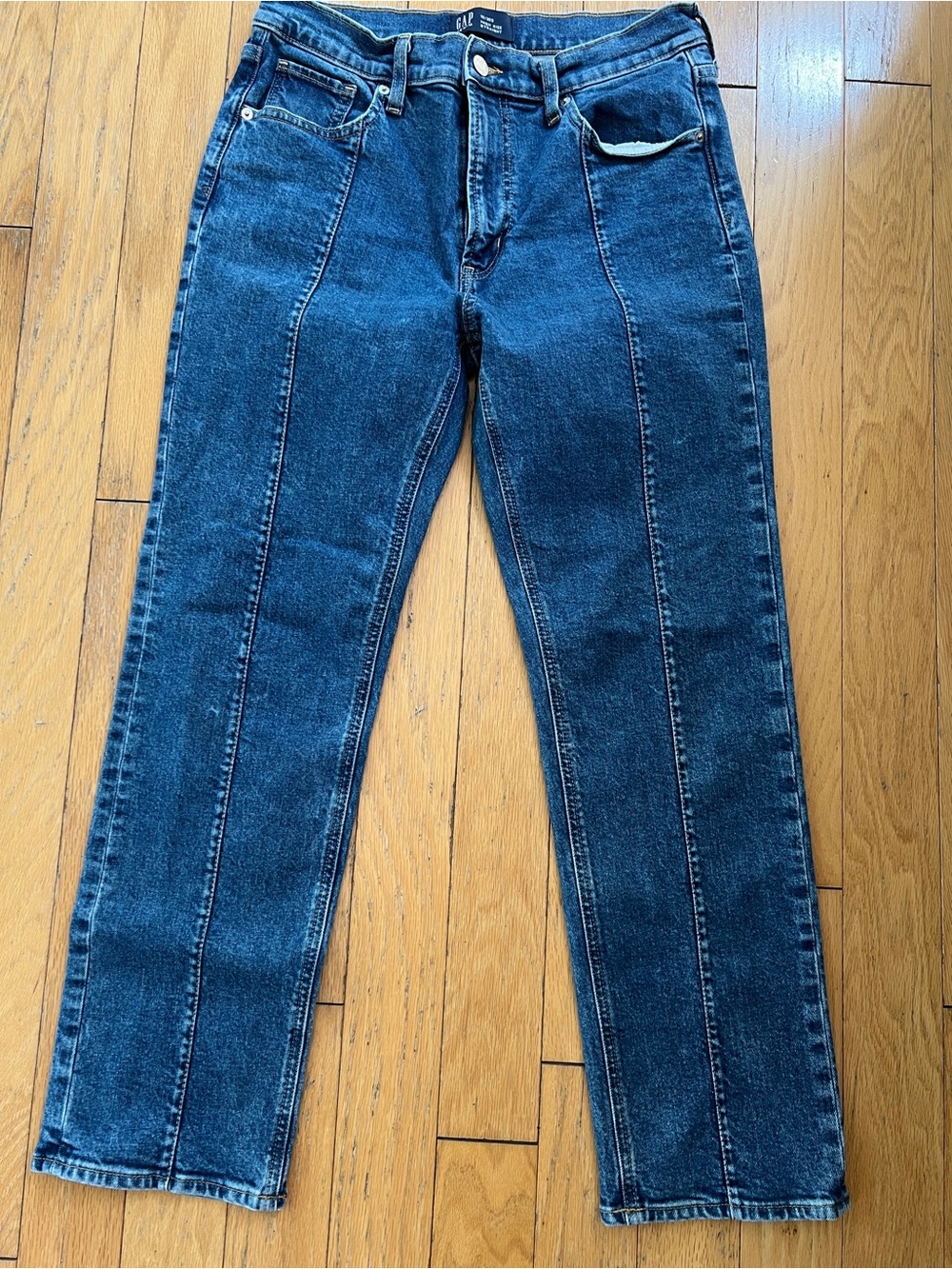 GAP Women’s High Rise Straight Jeans with Front Seams